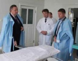Областному департаменту здравоохранения поручено заняться кадровым вопросом территориальных медучреждений