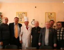 Выдающемуся луганскому хирургу Валентину Деменкову исполнилось 75 лет