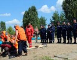 Відбулись спільні тренування рятувальників на озері Пісочне м. Рубіжне