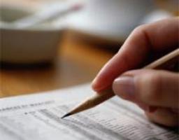 З 6 вересня по 6 жовтня 2011 року на базі Луганського центру післядипломної освіти були проведені аудиторні заняття зі спеціалістами міських та районних управлінь праці та соціального захисту населення щодо підвищення кваліфікації