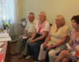 У Станично-Луганському районі обговорили можливість залучення безробітних громадян до оформлення субсидій населенню