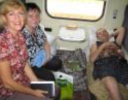 Першу групу мирних громадян, які постраждали внаслідок бойових дій на Луганщині, відправлено на реабілітацію до міста Києва