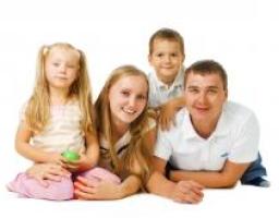 На Луганщині Департаментом соцзахисту населення ОДА розповсюджується брошура з питань сімейної та гендерної політики