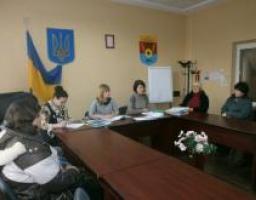 У Новоайдарському районі проведено семінар для безробітних з питань запобігання торгівлі дітьми та експлуатації дитячої праці