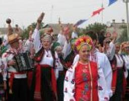 4 жовтня 2008 року в с. Переможному Лутугинського району відбудеться фестиваль лемківської культури «Стежками Лемківщини»