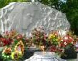 Відбулись заходи до 65-ї річниці відкриття музею "Молода гвардія"