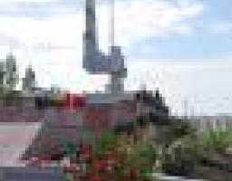 Аллея защитников Родины появилась в Краснодоне