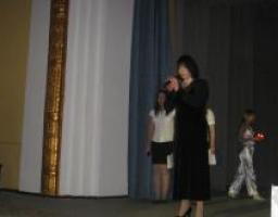 Виїзна літературно-музична композиція «І не в шурф їх кидали, а в наші серця» триває на Луганщині