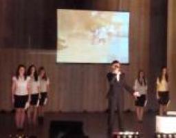 Виїзна літературно-музична композиція «І не в шурф їх кидали, а в наші серця» відвідала Антрацитівський район