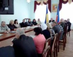 У Краснодоні відбулося засідання «круглого столу» до Дня Соборності та Свободи України