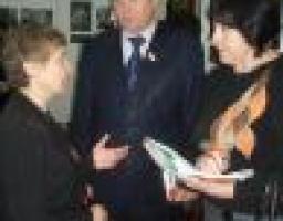 Виставка, присвячена С.Параджанову, відкрилася у Алчевську