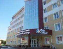 В Луганске Азаров открыл Областной перинатальный центр и Центр медицины катастроф