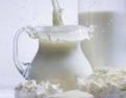 Облдержадміністрація домовилася про спільні дії з переробниками молока