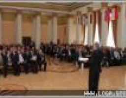 Первый день работы IV ЛМИФ посвящен проблемам инвестиционного развития АПК Луганщины.