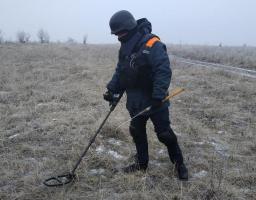 Протягом минулої доби піротехніками області вилучено 60 артилерійських снарядів