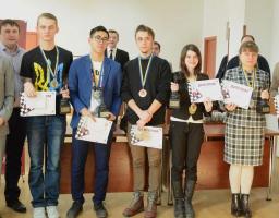 Золото та срібло привіз наш шахіст зі Всеукраїнської першості