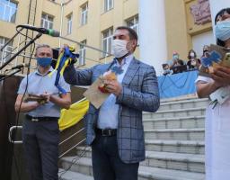 Цього року - термомодернізація, у наступному – капітальний ремонт приміщень:  Сергій Гайдай відкрив школи-учасниці проєкту «Велике будівництво» 