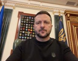 Випереджати ворога у якості роботи з дронами – це одне з головних завдань року – звернення Президента України