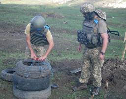 В ОТУ «Луганськ» сапери проходять вишкіл