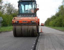 Тривають роботи з відновлення доріг області