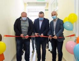 У Щастинській громаді відкрито відремонтовану дитячу поліклініку 