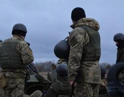 Новини АТО: ворог продовжує вести масовані обстріли у напрямку населених пунктів Новоайдарщини