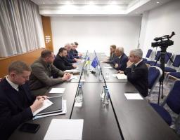 Володимир Зеленський обговорив із Президентом Євроради посилення санкційного тиску на РФ та зміцнення позицій України для встановлення миру