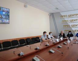 Обласна влада координує діяльність освітніх закладів під час завершення навчального року та підготовки до наступного