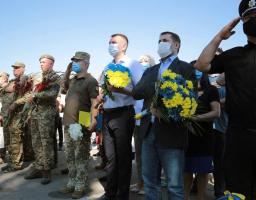 «Усвідомлення подій липня 2014 року відчувається тільки тут, на Луганщині» -  Сергій Гайдай віддав шану визволителям Сєвєродонецька