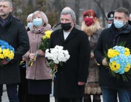 Пам’ятаємо героїв минулого, шануємо героїв сучасності, – Сергій Гайдай