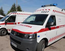 Словаччина передала обласній дитячій клінічній лікарні два реанімобілі