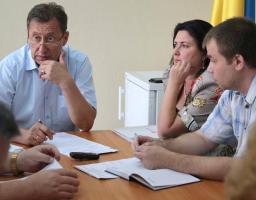 Віталій Комарницький закликав активізувати роботу над створенням Луганської обласної лікарні