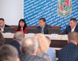 У підрозділах, що відповідають за дороги, тривають кадрові зміни, – Віталій Комарницький під час колегії облдержадміністрації