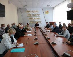 Полювання на Луганщині можуть дозволити з початком дощів, -  Сергій Гайдай обговорив з мисливцями відкриття сезону 