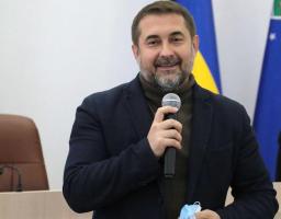 Ваша робота важка не фізично, а «у серці» – Сергій Гайдай привітав волонтерів Луганщини