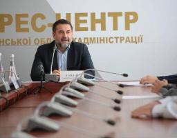 Луганщину треба розбудовувати, а туризм – це величезна складова економічного розвитку області, - Сергій Гайдай привітав представників галузі зі святом