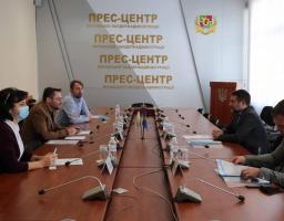 «Лікарі світу» допоможуть із навчанням інтернів, які працюватимуть з хворими на COVID-19