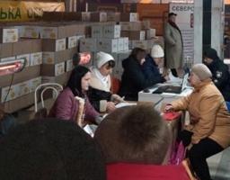 У Сєвєродонецькому гумхабі в Дніпрі переселенцям з Луганщини за тиждень видано 1606 продуктових наборів та 428 – побутової хімії і засобів гігієни