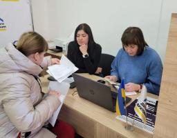 600 продуктових наборів підготували для видачі нашим ВПО на Буковині