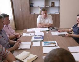 Органам влади на місцях необхідно виділити земельні ділянки під будівництво амбулаторій