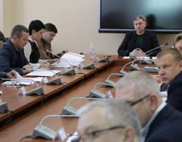 Юрій Гарбуз доручив розробити «дорожню карту» відновлення автошляхів на 2018 рік