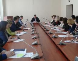 Проведено розширене засідання робочої групи при Луганській облдержадміністрації з питання підвищення мінімального рівня оплати праці