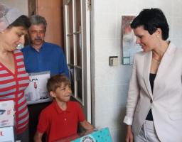 На Луганщині привітали жінок із Днем матері