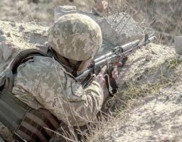 Новини АТО: під Кримським працював ворожий снайпер