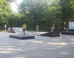 У Попасній відкрили скейт-майданчик