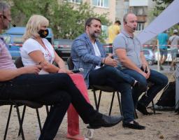 Якщо ви вважаєте, що в нас безпечно, сідайте за штурвал літака ДСНС  і гасіть пожежі! - Сергій Гайдай пояснив свою позицію щодо виборів на Луганщині