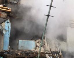 Понад 20 житлових будинків та об’єктів інфраструктури росіяни зруйнували в Сєвєродонецьку та Рубіжному за ніч, – Сергій Гайдай