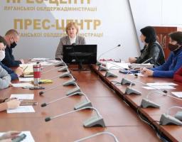 Ще п’ять родин отримають по 300 тисяч гривень за зруйноване війною житло