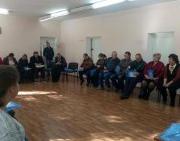 На Луганщині розпочато серію тренінгів для чотирьох груп прийомних батьків та батьків-вихователів