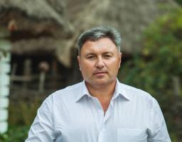 Привітання голови Луганської облдержадміністраціїї – керівника обласної військово цивільної адміністрації Юрія Гарбуза з Днем Державного Прапора України